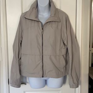 Lulu lemon light weight coat with hood in collar 8